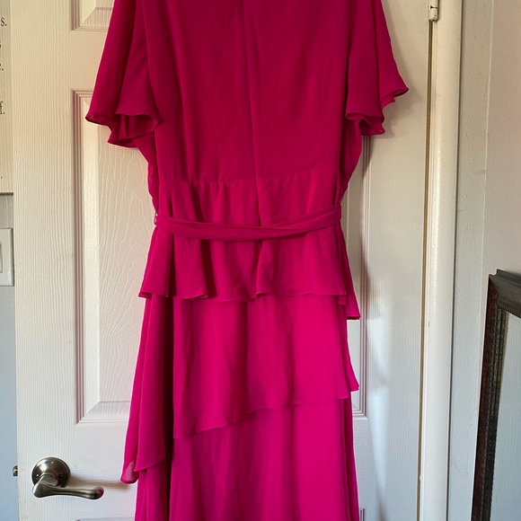 Jessica Howard Pink Ruffled Wrap Midi Dress - Picture 5 of 8